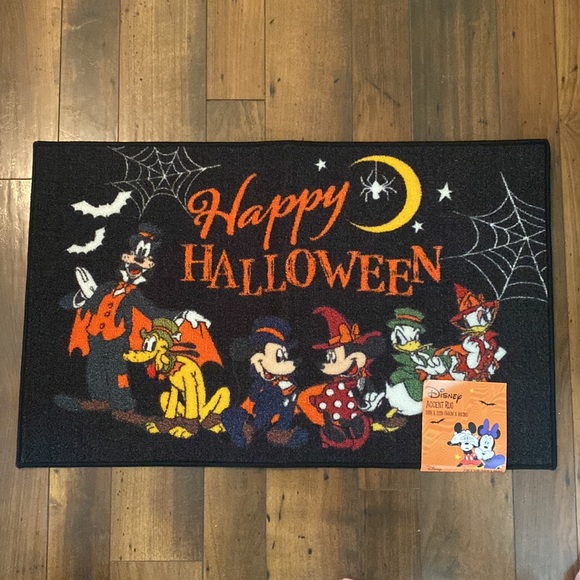 Disney Mickey and friends NWT Halloween Accent Rug 🎃 - Picture 7 of 8
